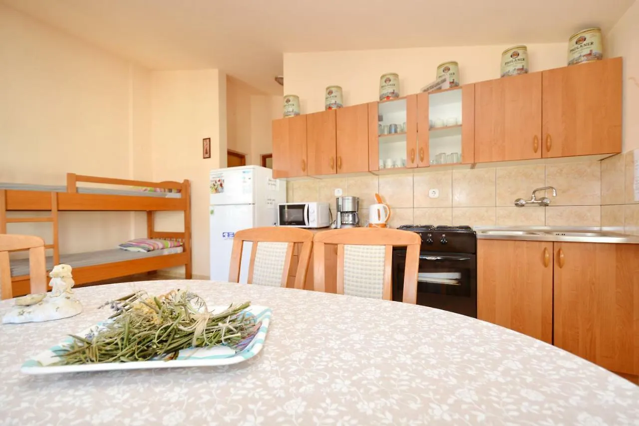 Apartments Stefi Vir
